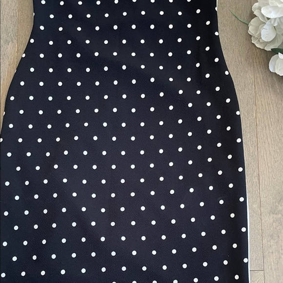 Black & White Polka Dot Dress 🔥 - Size Small (tagged Medium) - Picture 9 of 14